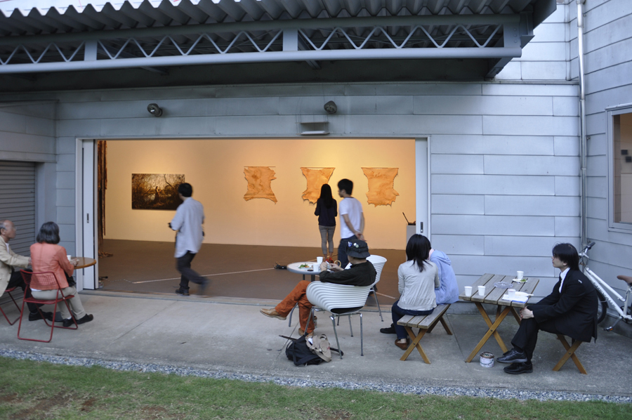 2_Minha LEE_opening view at gallery HIRAWATA_2013